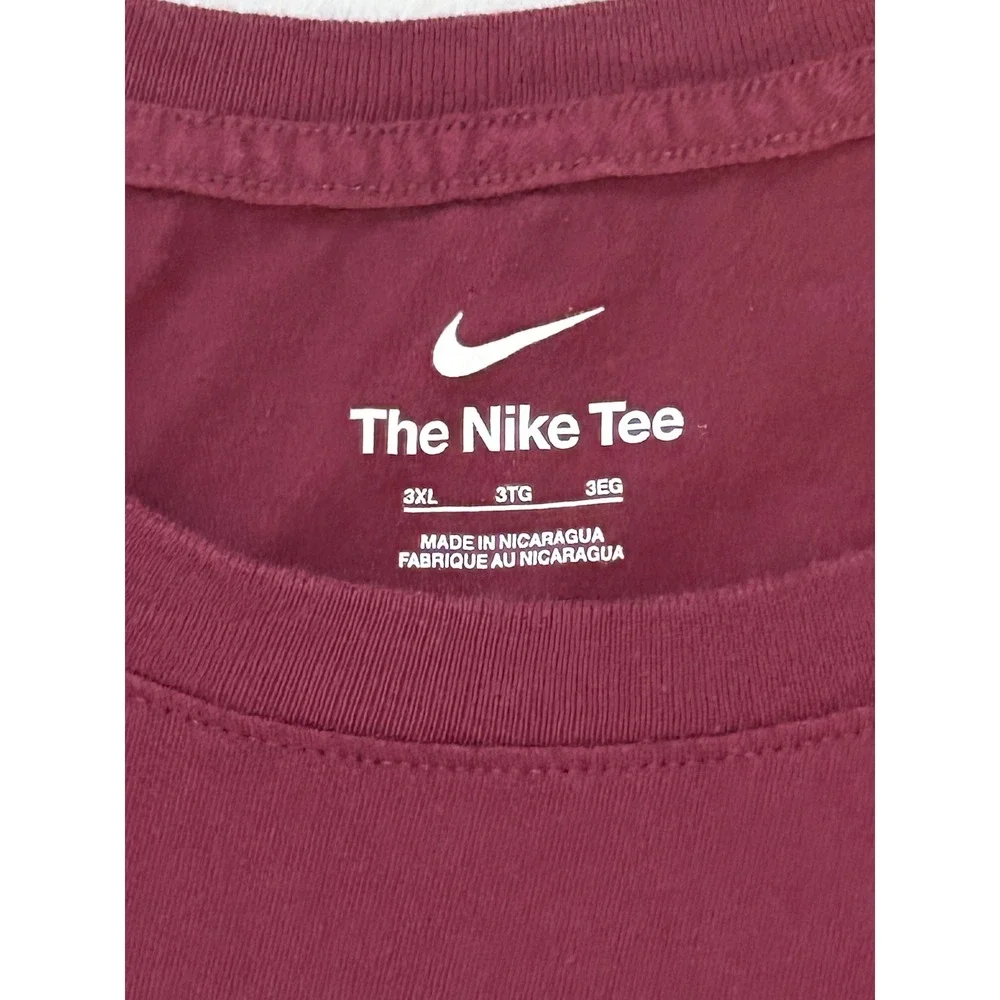 Nike Mens 3XL T-Shirt Burgundy Maroon White Swoosh Graphic Short Sleeve Tee